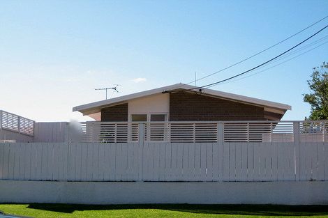 Photo of property in 3/43 Harbour Road, Ohope, 3121