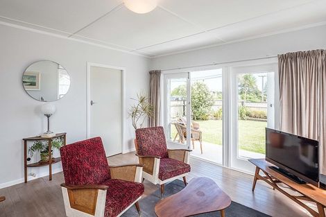 Photo of property in 22 Gawler Street, Te Horo Beach, Otaki, 5581