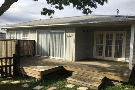 Photo of property in 94 Royal Road, Massey, Auckland, 0614