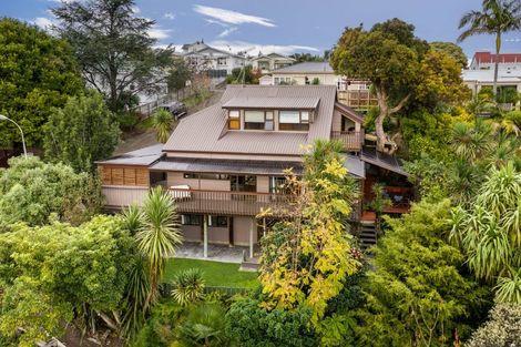 Photo of property in 59b Napier Terrace, Hospital Hill, Napier, 4110