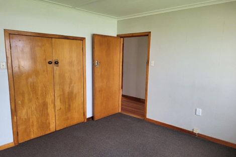 Photo of property in 7 Truby King Street, Merrilands, New Plymouth, 4312