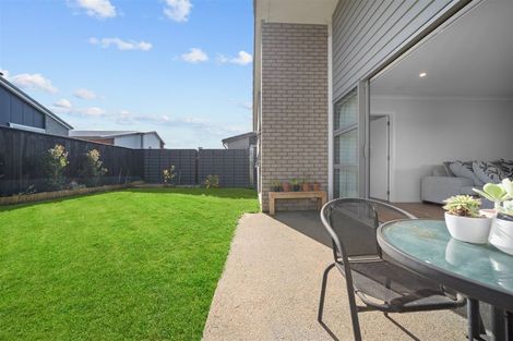 Photo of property in 19 Roslyn Farm Street, Ramarama, Drury, 2579