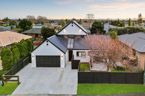 Photo of property in 15 Blairgowrie Place, Rototuna North, Hamilton, 3210