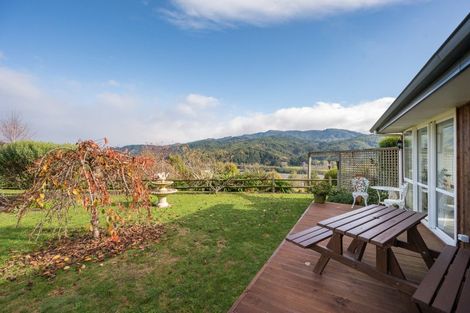 Photo of property in 130 Mytton Heights, Motueka, 7196