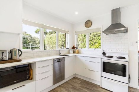 Photo of property in 3/51 College Road, Northcote, Auckland, 0627