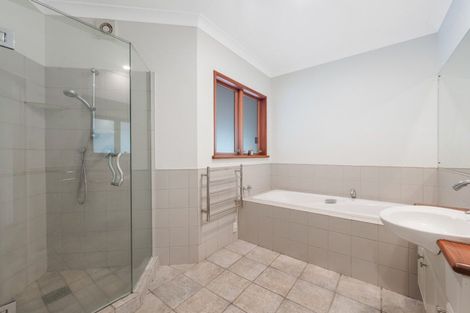 Photo of property in 247 Broomfields Road, Whitford, Howick, 2571