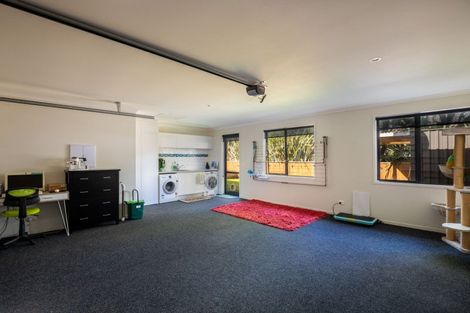 Photo of property in 5 Mahuru Lane, Okato, 4335