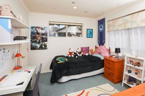 Photo of property in 33 Twickenham Place, Nawton, Hamilton, 3200