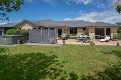 Photo of property in 54 Westpark Drive, Burnside, Christchurch, 8053