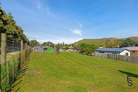 Photo of property in 32 Paraone Road, Tamarau, Gisborne, 4010