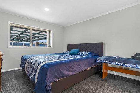 Photo of property in 526 Massey Road, Mangere, Auckland, 2022
