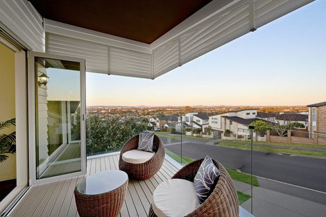 Photo of property in 9 Platinum Rise, Ranui, Auckland, 0612