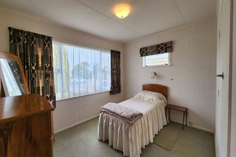 Photo of property in 12 Attlee Place, Feilding, 4702