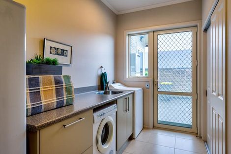 Photo of property in 17 The Dunes, Cromwell, 9310