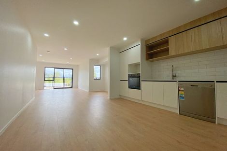 Photo of property in 34 Sinton Road, Hobsonville, Auckland, 0618