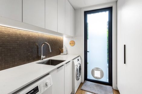 Photo of property in 8 Puna Street, Orakei, Auckland, 1071