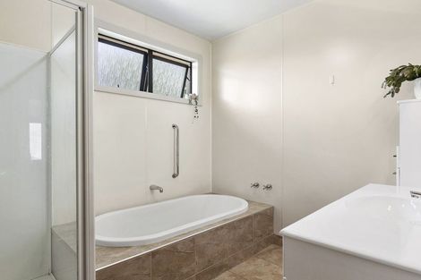 Photo of property in 14 Torquay Street, Abbotsford, Dunedin, 9018