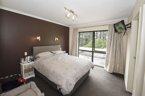 Photo of property in 8 Dunbar Place, Highlands Park, New Plymouth, 4312