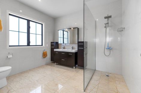 Photo of property in 166 Oriental Parade, Papamoa Beach, Papamoa, 3118