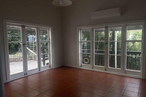 Photo of property in 23 Enfield Road, Hospital Hill, Napier, 4110