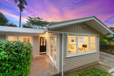 Photo of property in 39 Orion Place, Hillcrest, Auckland, 0627