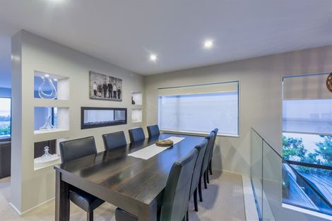 Photo of property in 137 Luckens Road, West Harbour, Auckland, 0618