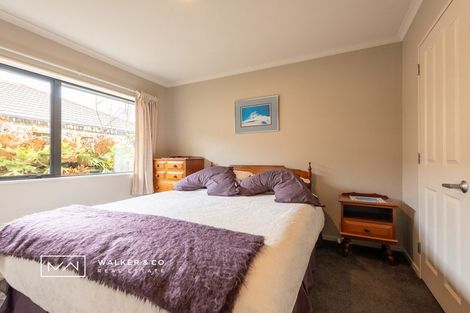 Photo of property in 2 Evergreen Crescent, Trentham, Upper Hutt, 5018