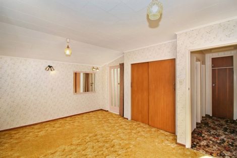 Photo of property in 14 Huatoki Street, Vogeltown, New Plymouth, 4310