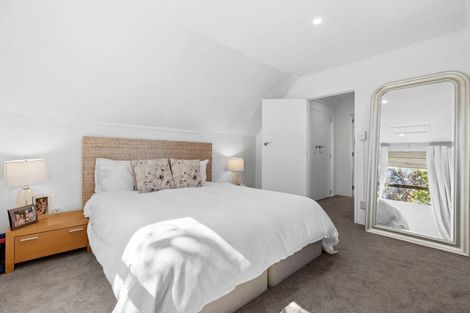 Photo of property in 22 Rata Street, Wanaka, 9305