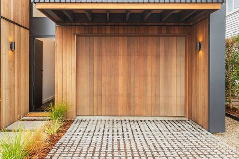 Photo of property in 1b Creamer Avenue, Belmont, Auckland, 0622