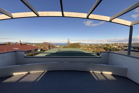 Photo of property in 8 Beacon Avenue, Campbells Bay, Auckland, 0630