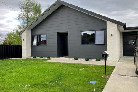 Photo of property in 8 Moore Street, Milton, 9220