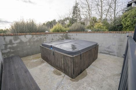 Photo of property in 61 Dunns Road, Otatara, Invercargill, 9879