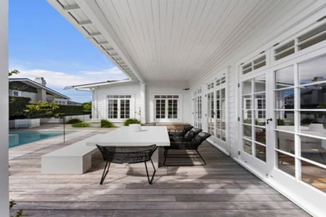 Photo of property in 44 Princes Street, Northcote Point, Auckland, 0627