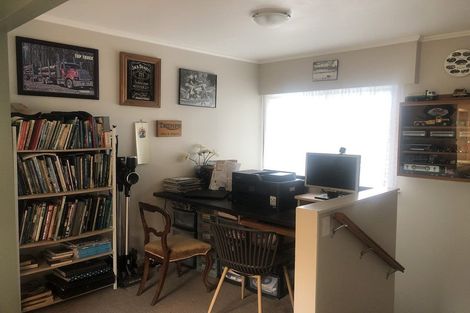 Photo of property in 23 Clotworthy Crescent, Onerahi, Whangarei, 0110