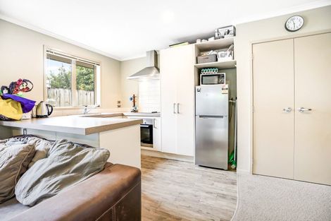 Photo of property in 1/114 Old Farm Road, Hamilton East, Hamilton, 3216