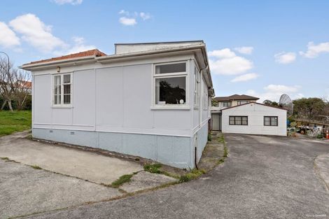 Photo of property in 1 Elphinstone Avenue, Wesley, Auckland, 1041