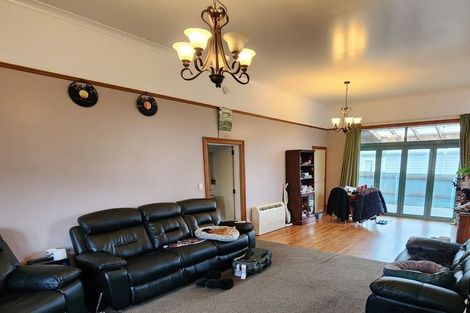 Photo of property in 196 North Street, West End, Timaru, 7910