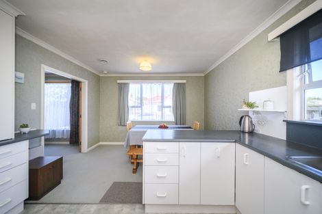 Photo of property in 6 Kea Place, Fitzherbert, Palmerston North, 4410