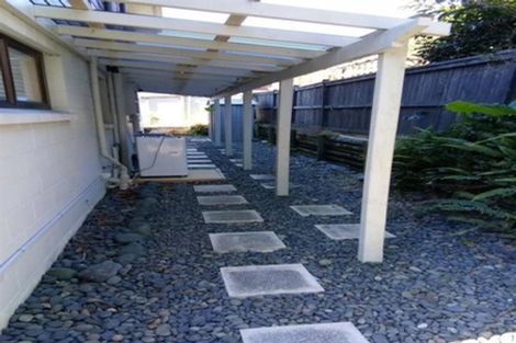 Photo of property in 1/28 Rangitoto Terrace, Milford, Auckland, 0620