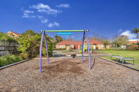 Photo of property in 3 Drummond Drive, Ranui, Auckland, 0612