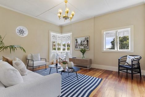 Photo of property in 24 Shoal Bay Road, Devonport, Auckland, 0624