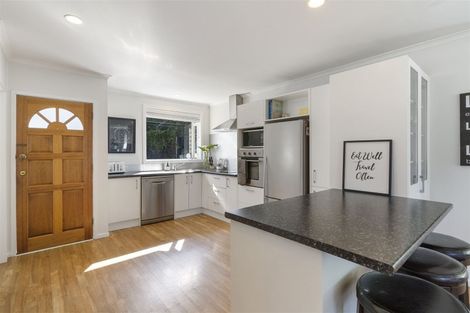 Photo of property in 61 Patons Road, Howick, Auckland, 2014