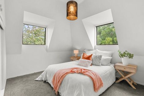 Photo of property in 31 Dovedale Avenue, Ilam, Christchurch, 8041