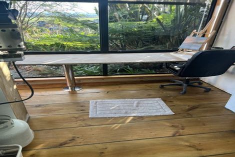 Photo of property in 15 Tironui Terrace, Western Heights, Hamilton, 3200