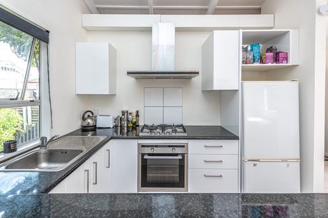 Photo of property in 9 Fitzherbert Avenue, Springvale, Whanganui, 4501