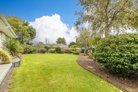 Photo of property in 10 Leon Place, Waitara, 4320