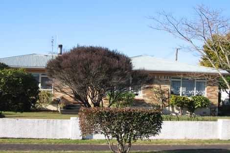 Photo of property in 19 Grove Road, Papakura, 2110