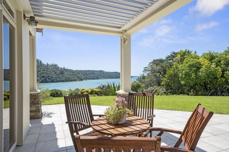 Photo of property in 109 Warman Road, Okura, Auckland, 0792
