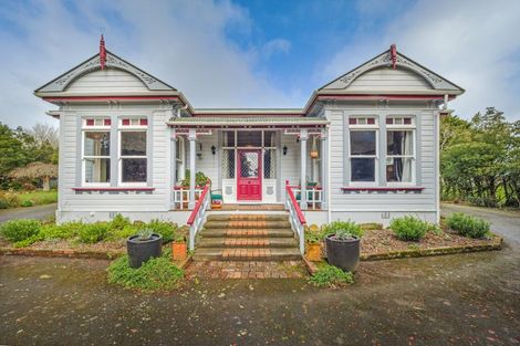 Photo of property in 96 Alfredton Road, Eketahuna, 4900